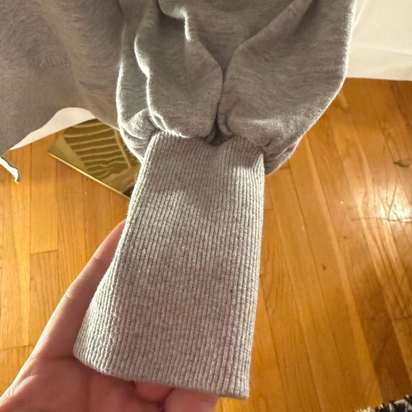 Fantastic Fawn Oversized Gray Smiley Face Sweatshirt - Picture 2 of 6